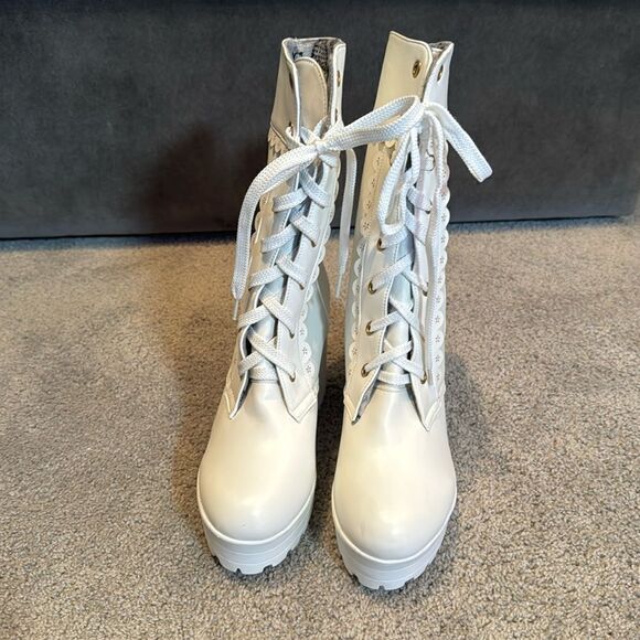 Women’s White Lace Up Chunky Heeled Boots Size 11 (42 EU) NEW - Picture 4 of 13